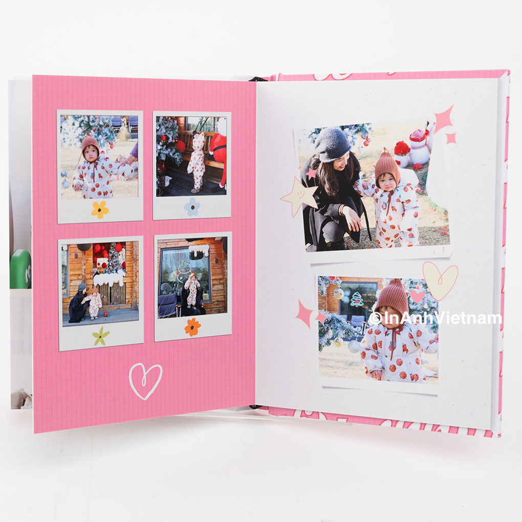 photobook những năm đầu đời thiết kế màu xanh dương